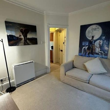 Apartamento Cozy Sleep 4 -Mayfair-Hyde Park Gh20 Londres Exterior foto