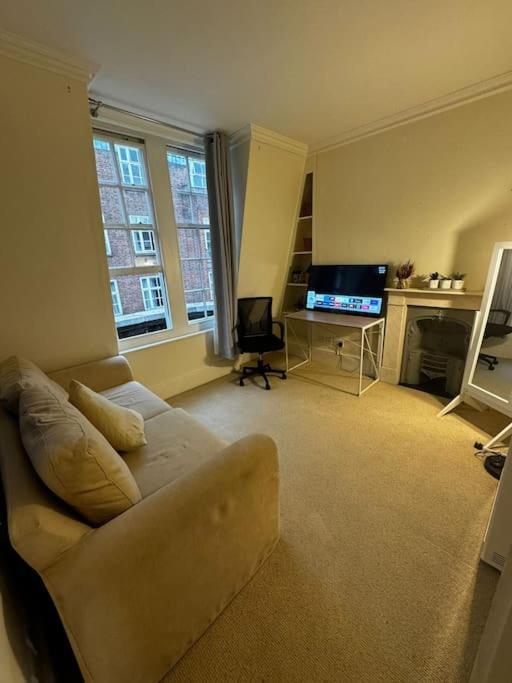 Apartamento Cozy Sleep 4 -Mayfair-Hyde Park Gh20 Londres Exterior foto